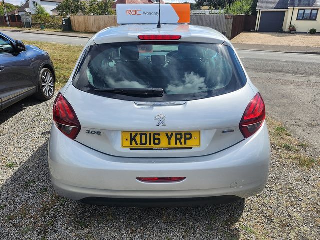 2016 PEUGEOT 208 Active Puretech 1.2 VTi 82 - Picture 5